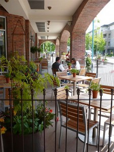 restaurant dining