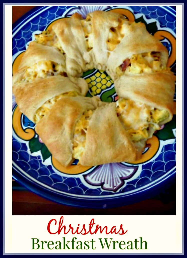 Christmas Breakfast Ham, Egg & Cheese Wreath, Bacon Wrapped Sausage