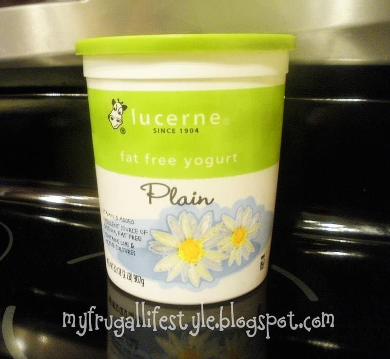 Using Plain Yogurt as a Facial Cleanser