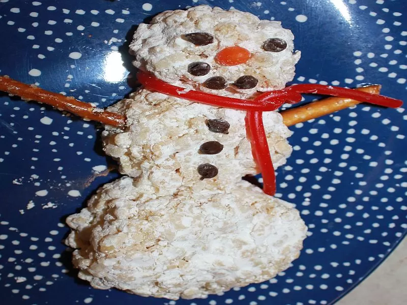 Snowman Rice Krispie Treats