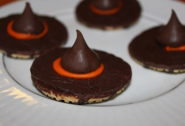 witches hat cookies