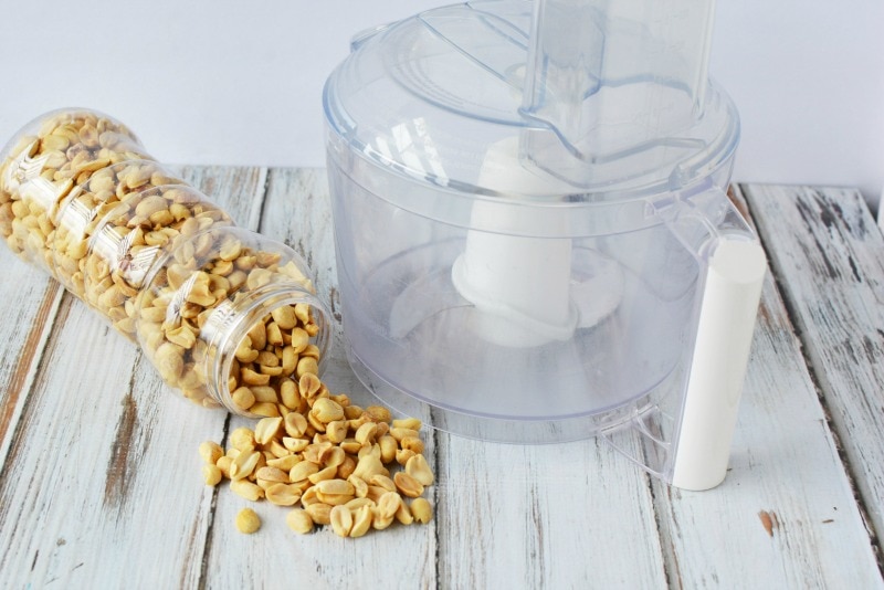 Ingredients for Homemade Peanut Butter