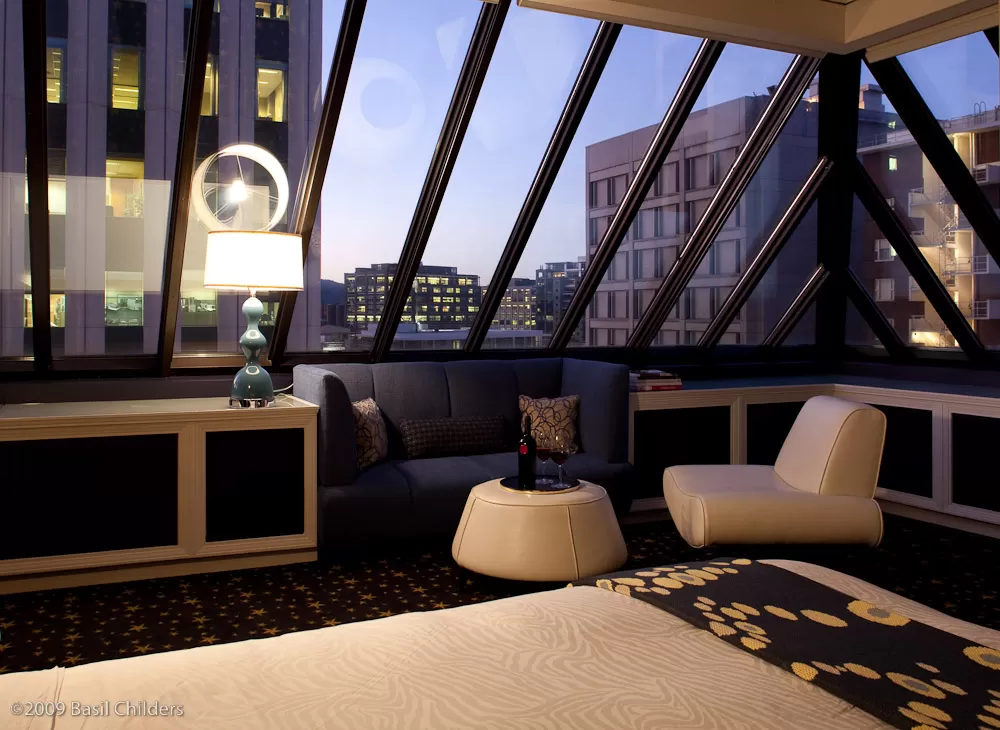 Win A Stay At The Hotel Vintage Plaza In Downtown Portland for June 1st for Starlight Parade!