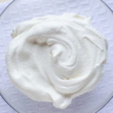 Homemade Whip Cream Recipe! So Easy!