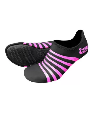 Black & Pink Original Playa Low Athletic Shoe