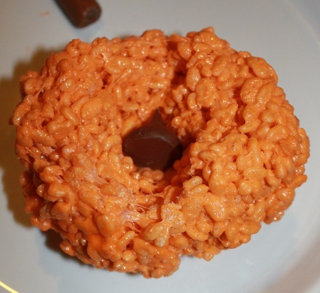 Surprise Pumpkin Rice Krispie Treats