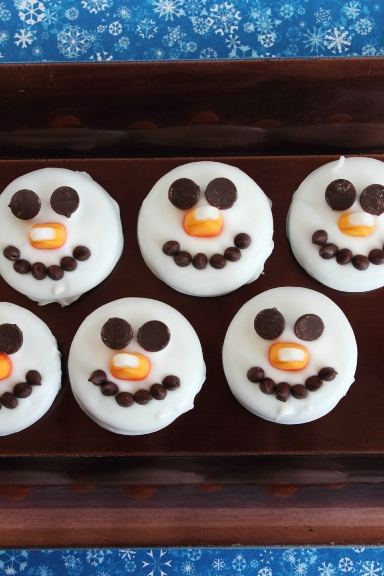 Oreo Snowman Cookies