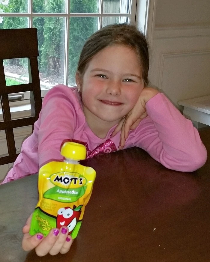 Motts Snack & Go Pouches Favorite of Kids