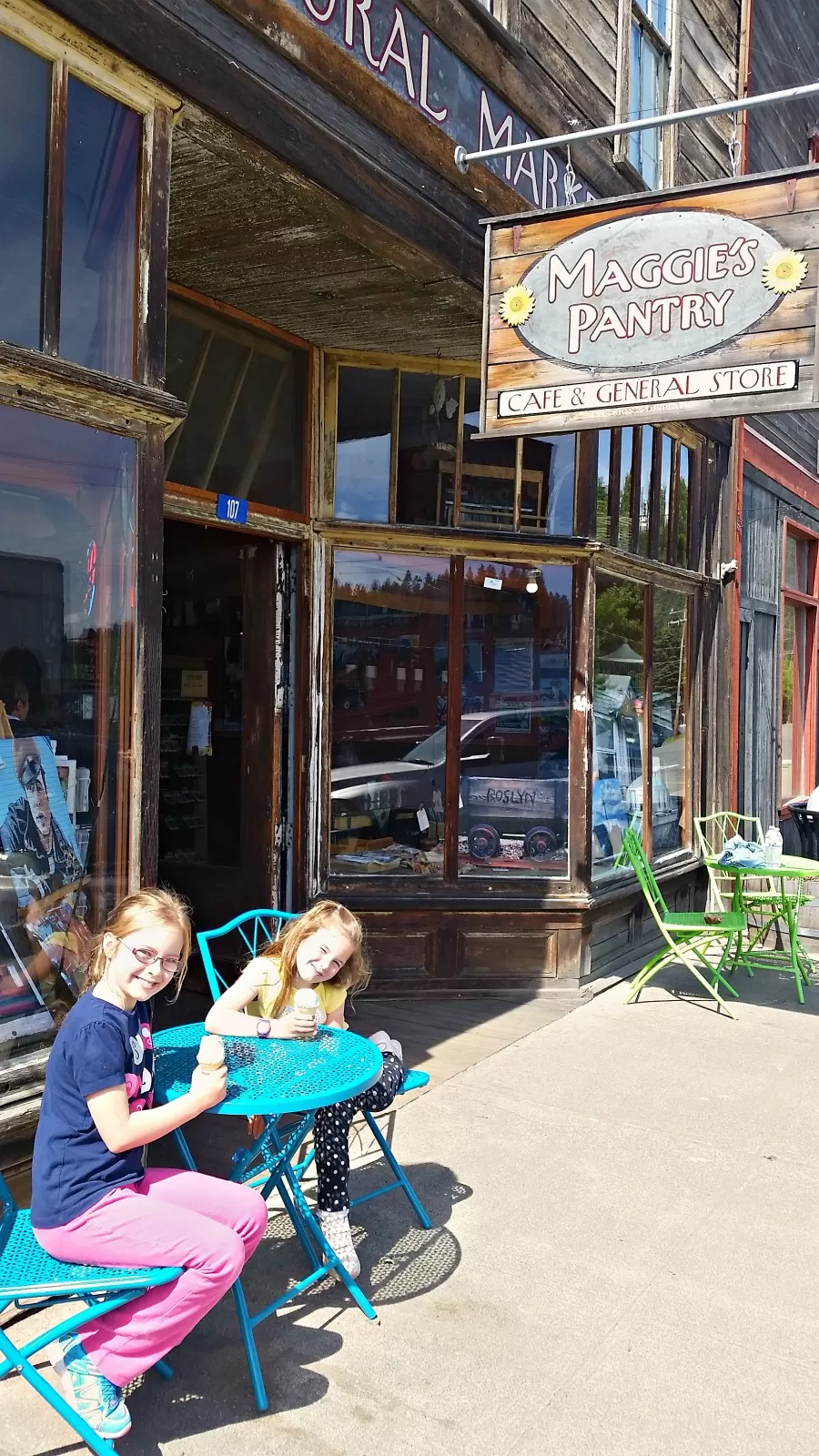 Maggie's Pantry - An Organic Grocery Store, Cafe & Ice Cream Shop in Roslyn WA