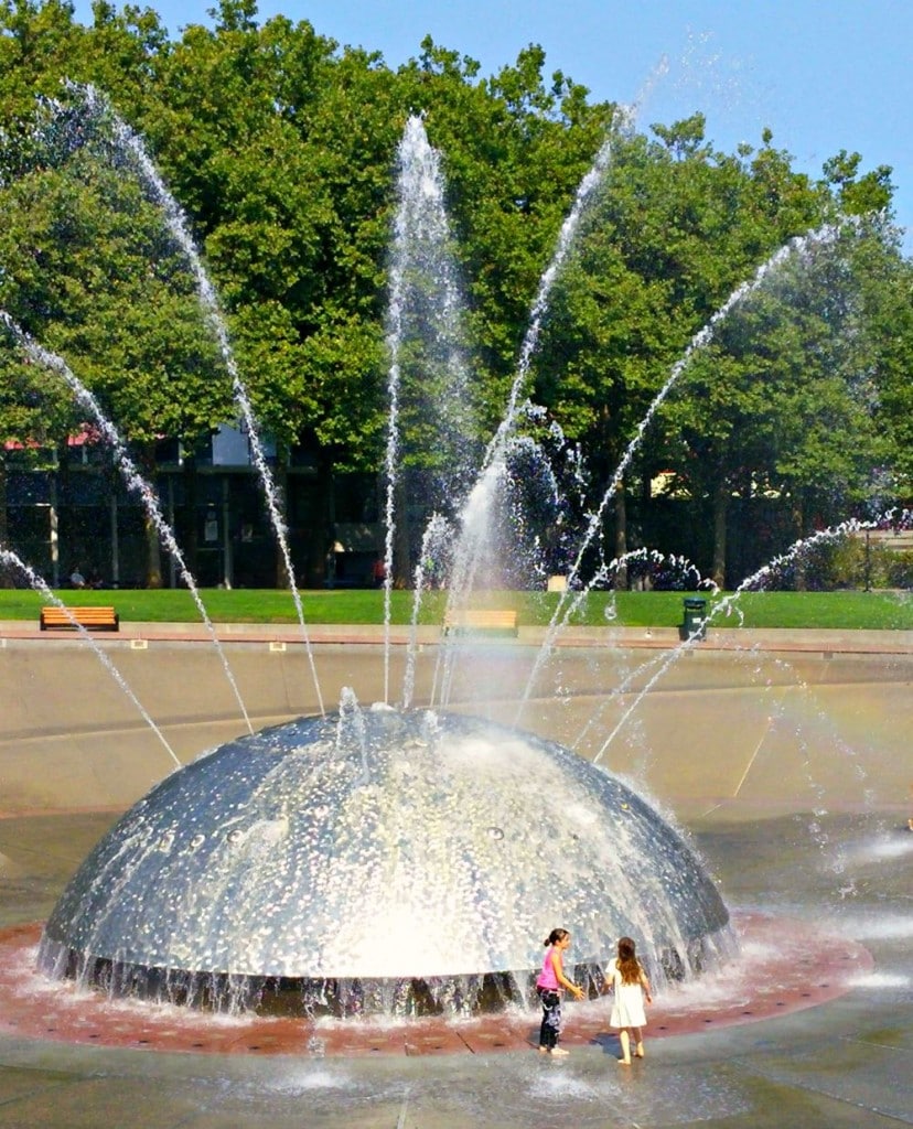 seattle center fountain 2