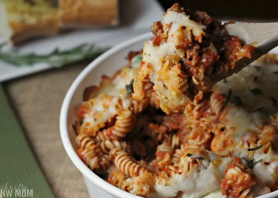 Cheesy Pasta Bake as a hearty, quick meal & freezer friendly