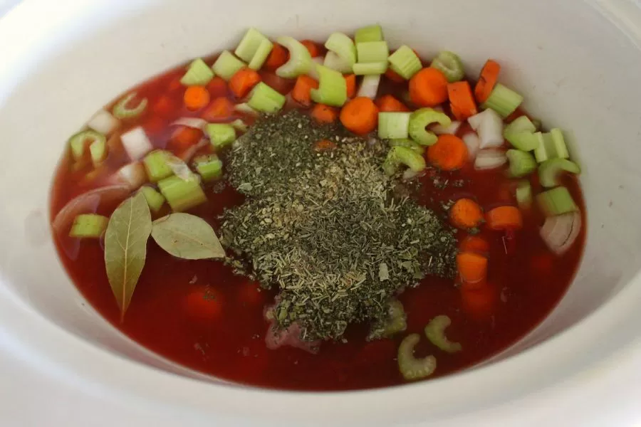 Making Olive Garden Minestrone Soup
