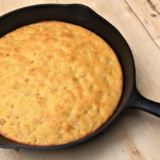 Old Fashioned Skillet Corn Bread Recipe