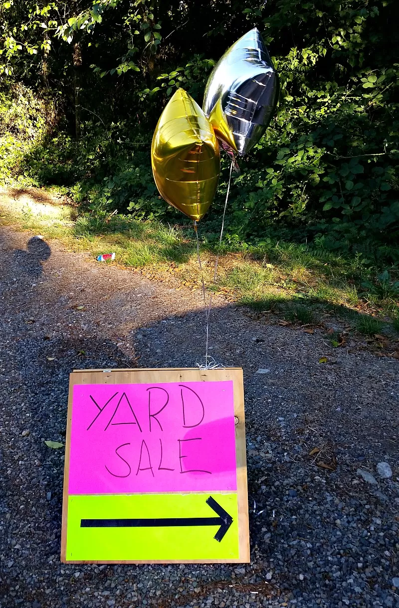 Garage Sale Signs