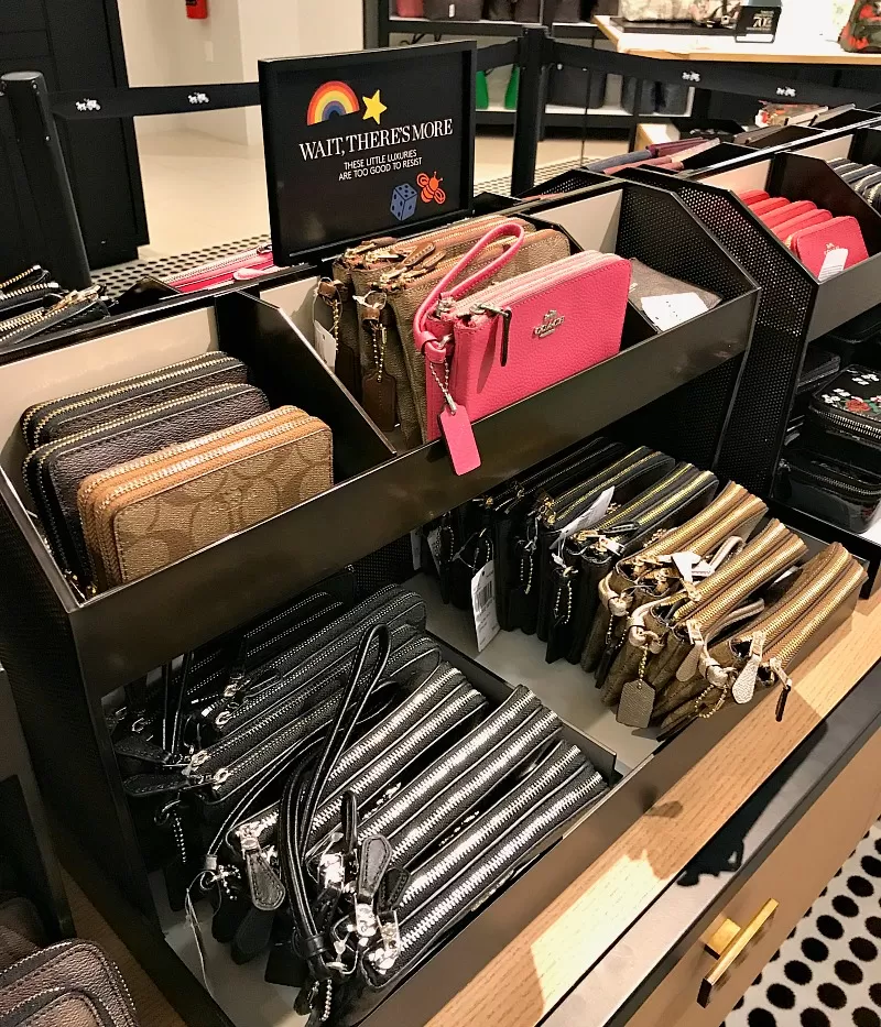 10 Coach outlet deals for Mother's Day 2023: Bags, purses, wallets, more 