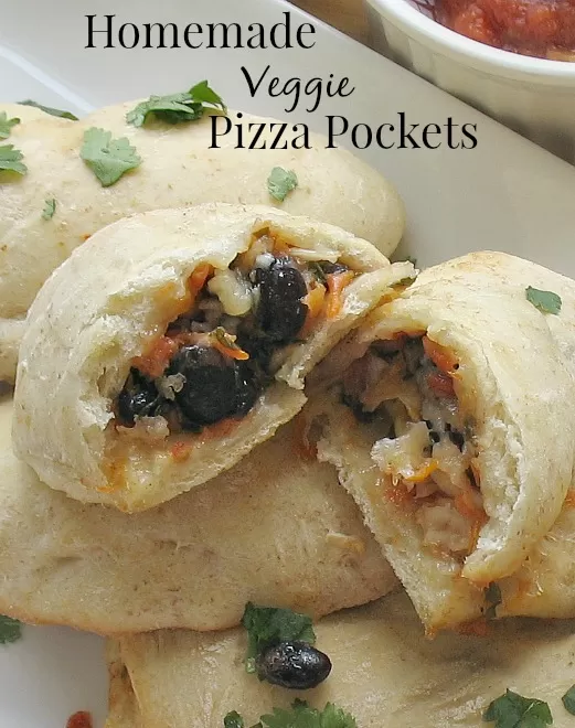 homemade-veggie-pizza-pockets-pin