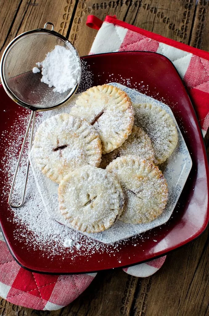 Mini Pies with Nutella & Fruit sprinkled with sugar