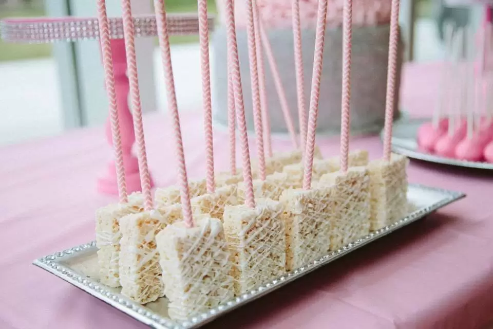 Rice Krispy Pops