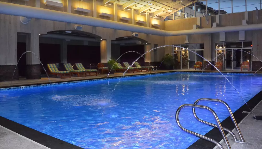 Seven Feathers Casino Hotel Indoor Pool