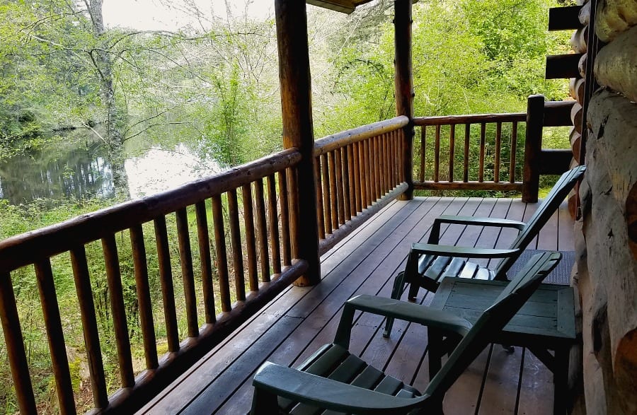 Lakedale Resort Log Cabin on the Lake