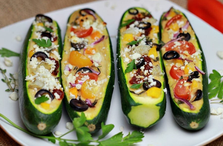Stuffed Zucchinis with Hummus and Mediterranean flavors