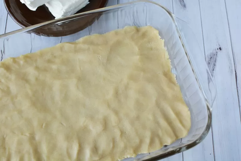 Simple Easy Lemon Dessert with Cookie Dough Crust