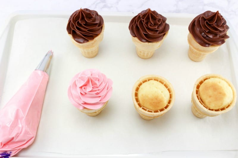 Adding frosting to Ice Cream Sundae Cupcakes