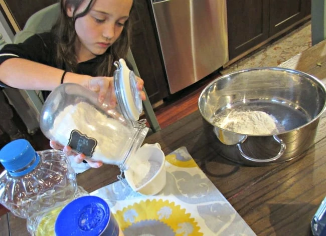 How to make pumpkin playdough recipe