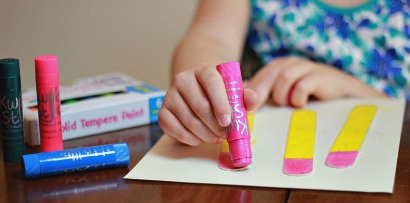 Using Kwik Stix paints to make pencils for frame