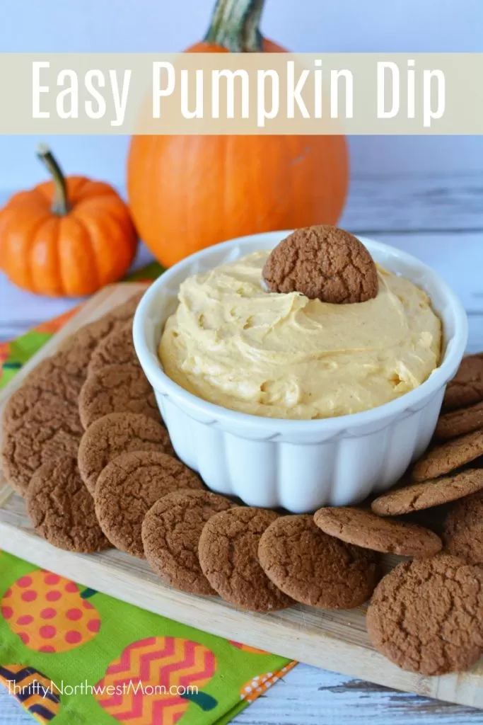 This Easy Pumpkin Dip is a sure to be a hit at any Halloween, Thanksgiving or fall parties you bring it too.