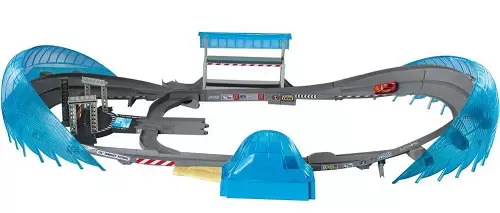 Cars 3 Ultimate Florida Speedway Track Set