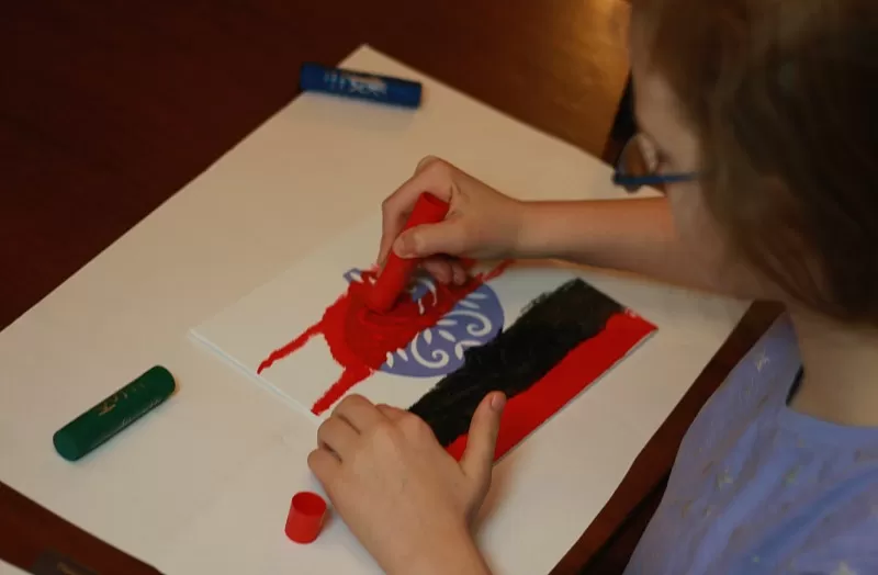 Christmas Silhouette Craft with Kwik Stix Paint Sticks