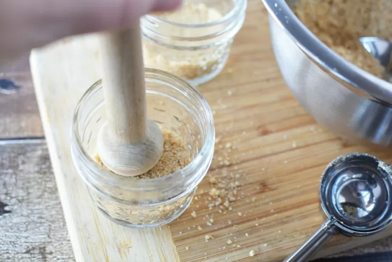 Using tart shaper for graham crackers in Cheesecake in a jar recipe