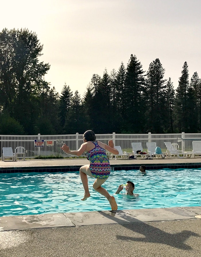 Leavenworth Tiny Houses Outdoor Pool