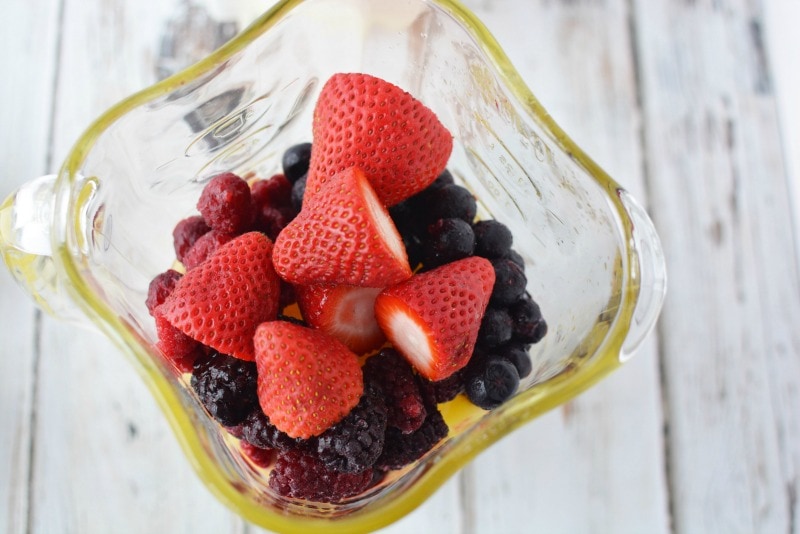 Berry Pineapple Smoothie with berries