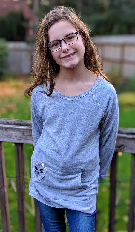 Stitch Fix Kitty Pullover for GIrls