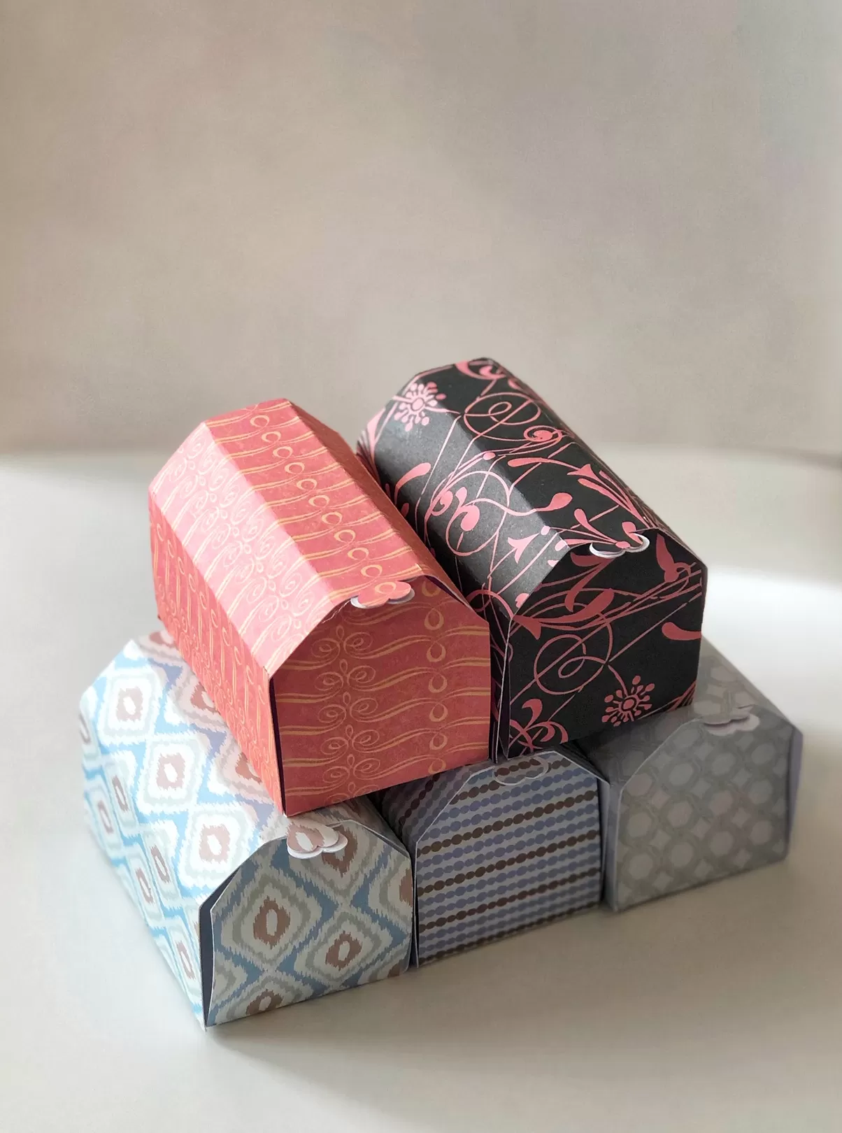 small valentines day boxes made from cardstock