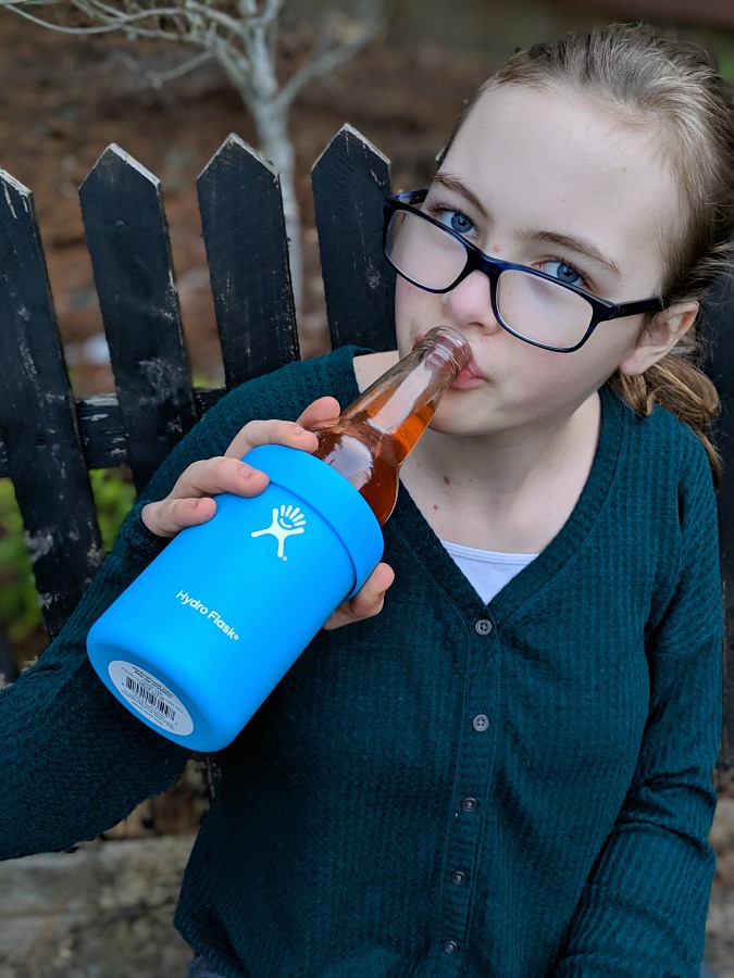 Hydro Flask Cooler Cans in Pacific Blue