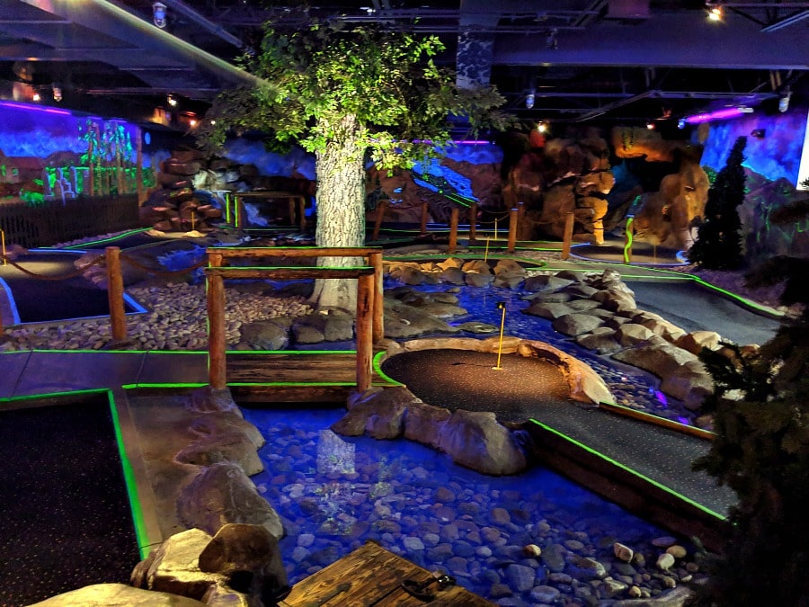 Indoor Mini Golf at Triple Play