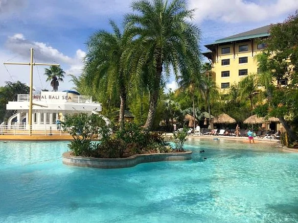 Pool at Royal Pacific Resort at Universal Studios Florida