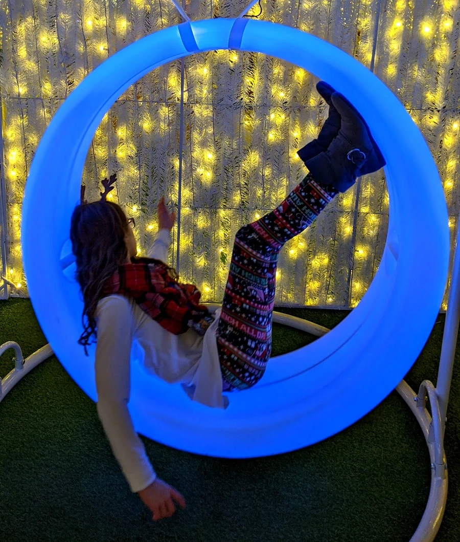 LED Swings at Lumaze