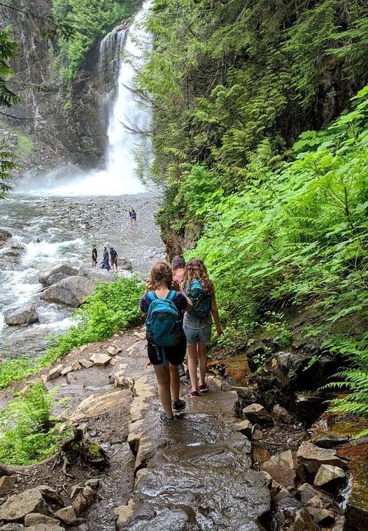 Waterfall hikes near Seattle