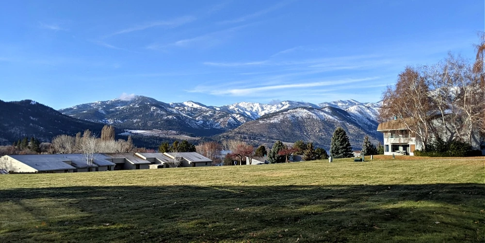 Wapato Point View of Mtns