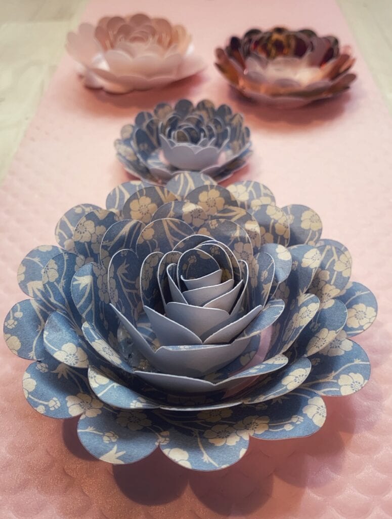 how to make paper flowers