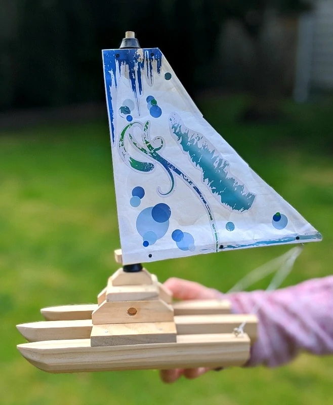 Young woodworker Club Sailboat