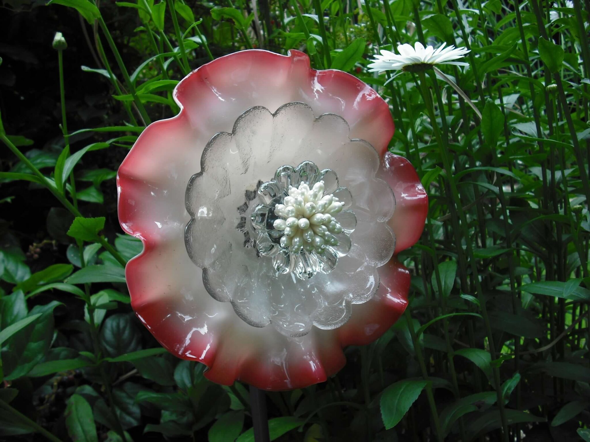 Glass Plate Flowers Upcycling Dishes to Make Glass Garden Art