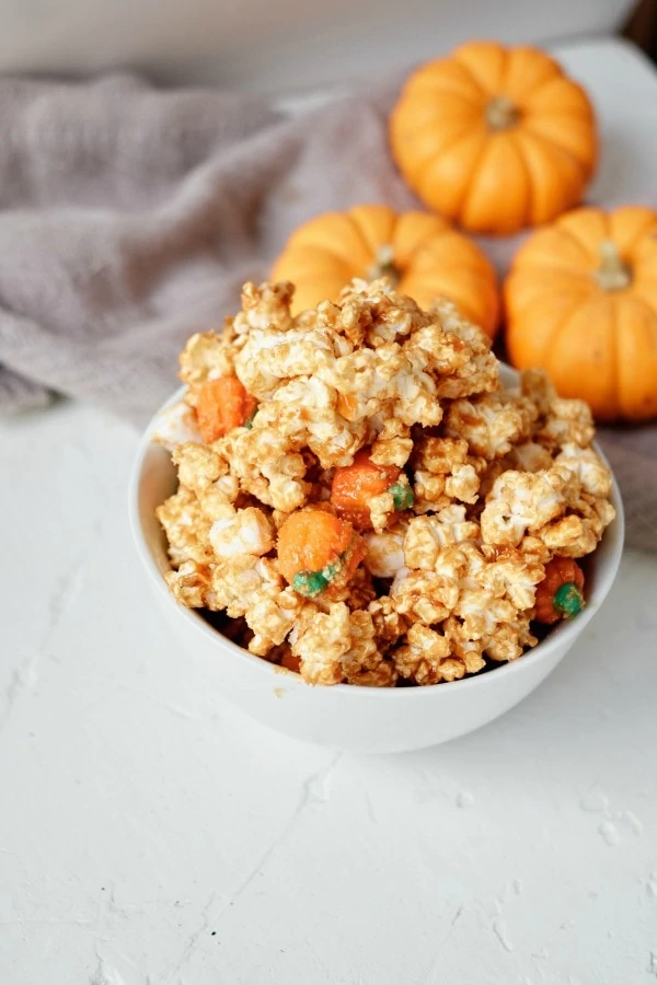 Caramel Popcorn with Pumpkin Candies