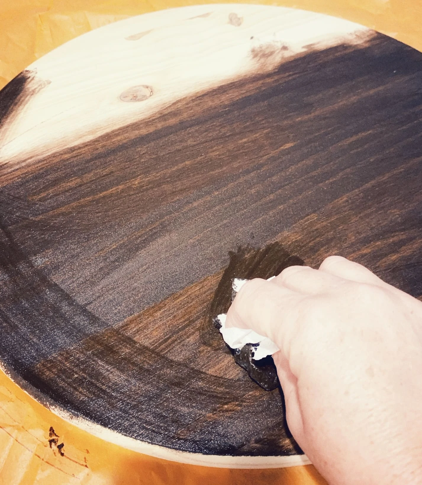 staining a home depot wood round
