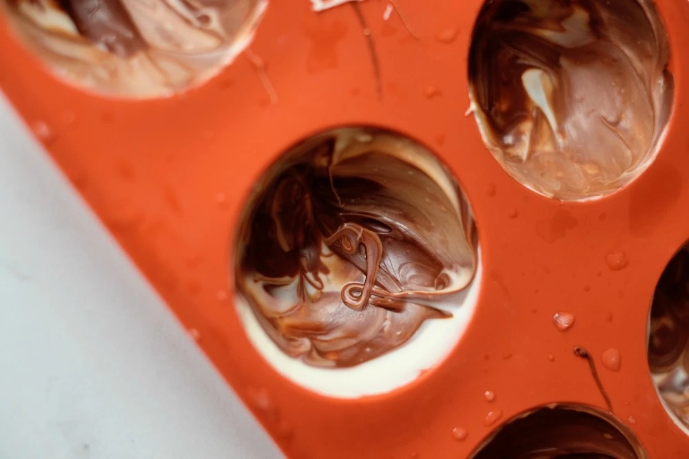 Making Hot Chocolate Bombs in Silicone Sphere Molds