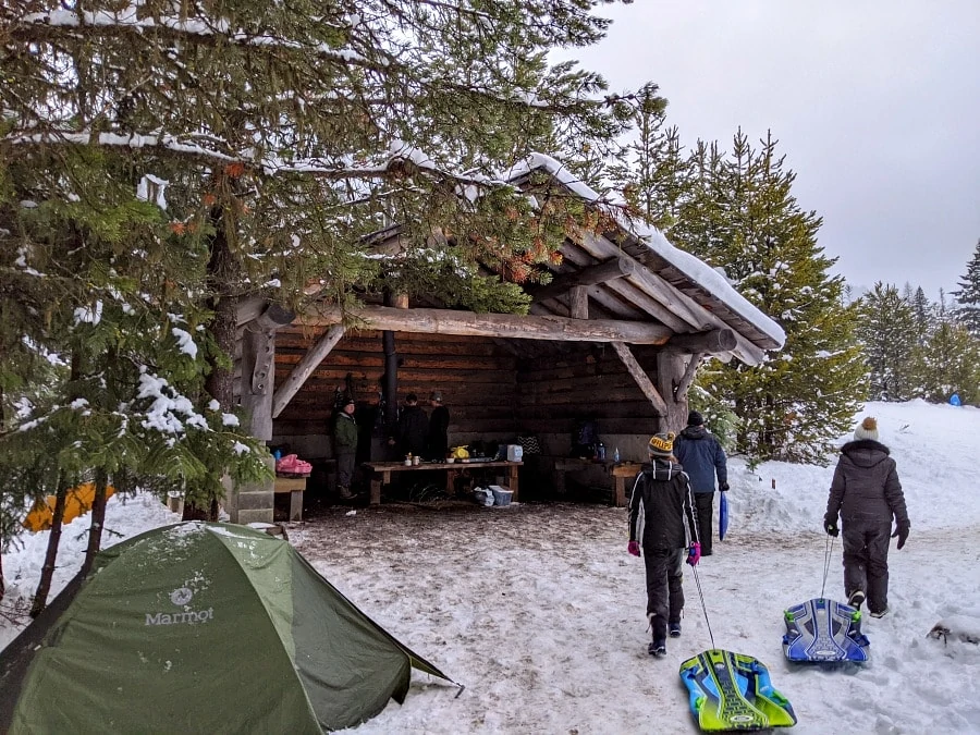 Warming Hut at Little Jon Sno Park in Oregon